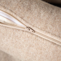 nackenrolle_flauschloden_extra_komfort_schurwolle_beige-4