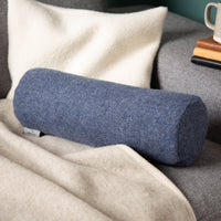 nackenrolle_flauschloden_schurwolle_blau