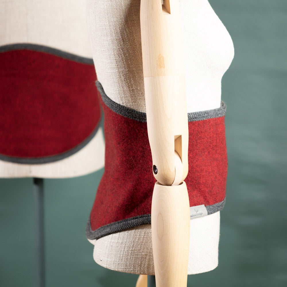 ruckenwarmer_loden_schurwolle_rot_5_von_6
