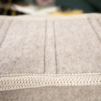ruckenwarmer_mongolische_merinowolle_ungefarbt_grau-beige_12_von_13