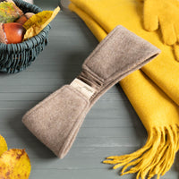 stirnband_ohrenwarmer_premium_mongolische_merinowolle_ungefarbt_grau-beige_2_von_5_36939b3b-3daf-4da8-add7-c4837547b85e