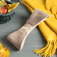 stirnband_ohrenwarmer_premium_mongolische_merinowolle_ungefarbt_grau-beige_2_von_5_93bbaa5e-3890-4556-8f8c-c341a0131a8d