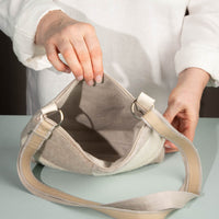 umhangetasche_aus_loden_schurwolle_unikate_no_9-details_1_von_3