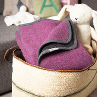 warme_Wolldecke-Lodendecke-Kinderdecke-beere
