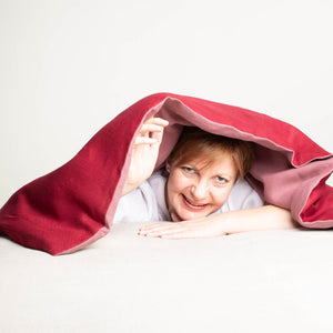 Leinenbettwäsche in rot-flieder