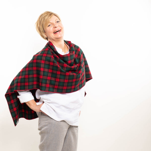 Poncho aus leichter Merinowolle kariert