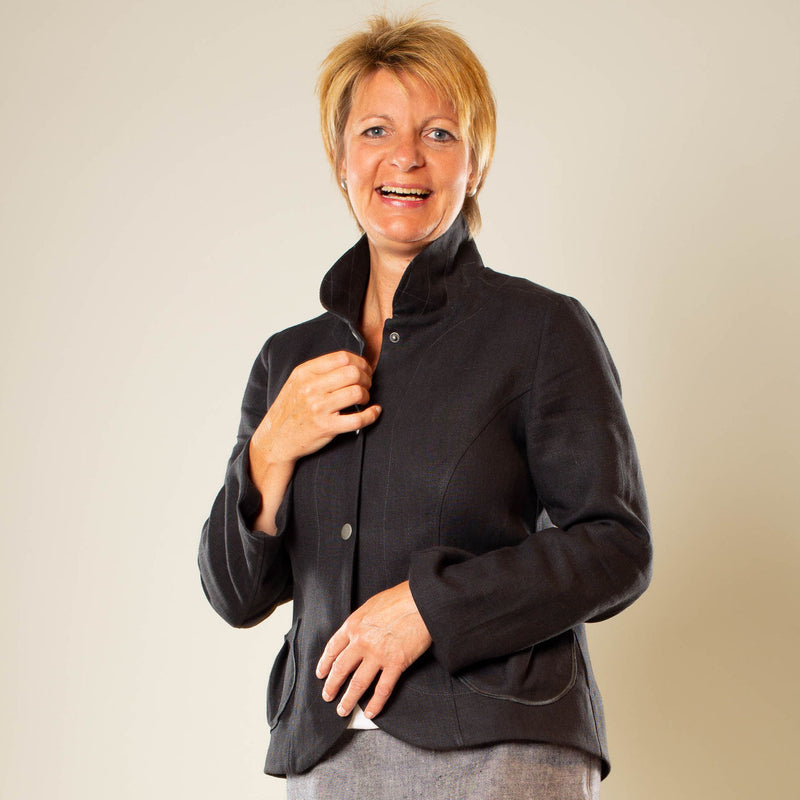 Leinenjacke für Damen aus Bioleinen blauschwarz